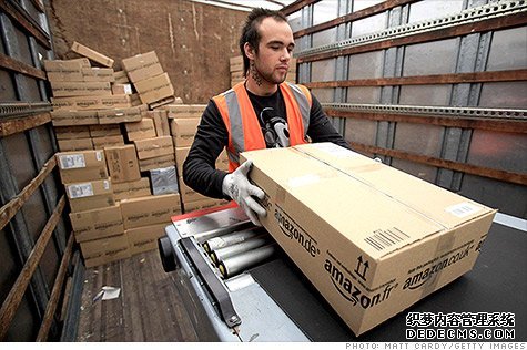 亚马逊计划在美聘用5万临时工 应对购物季